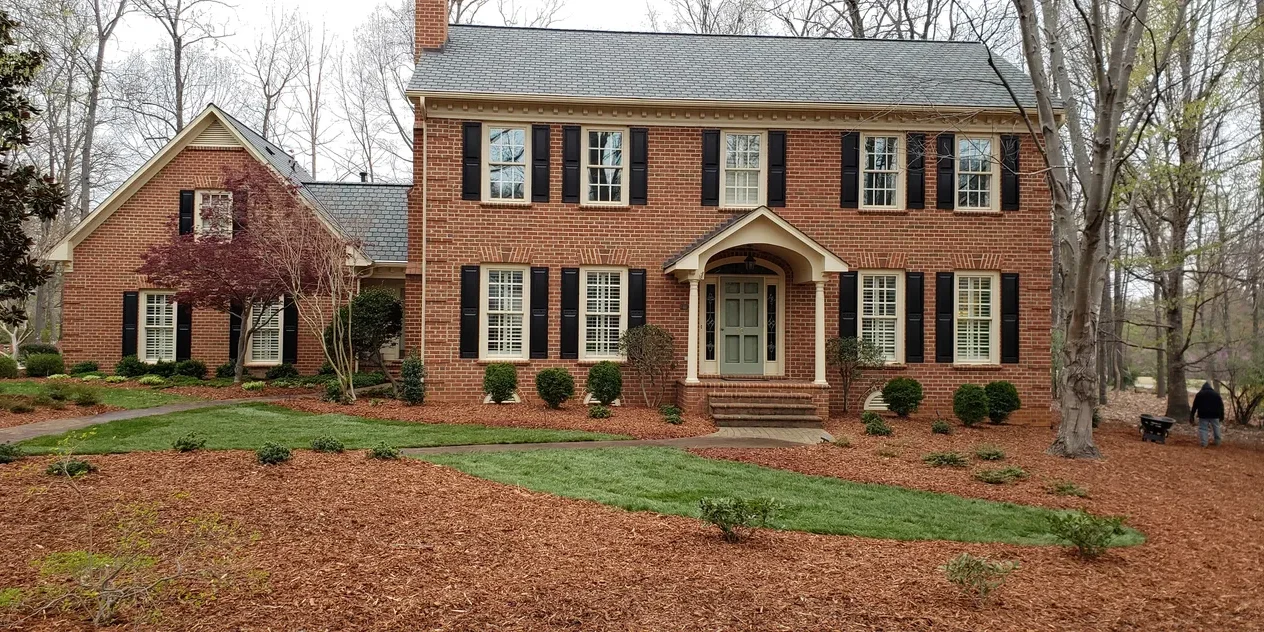 JR Tree Service & Landscaping gallery 8
